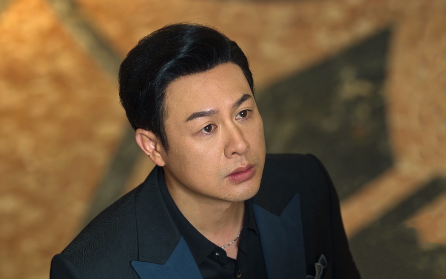 张颂文微博之夜前先吃饭,喊话报销伙食费,微博竟然真的给报了!