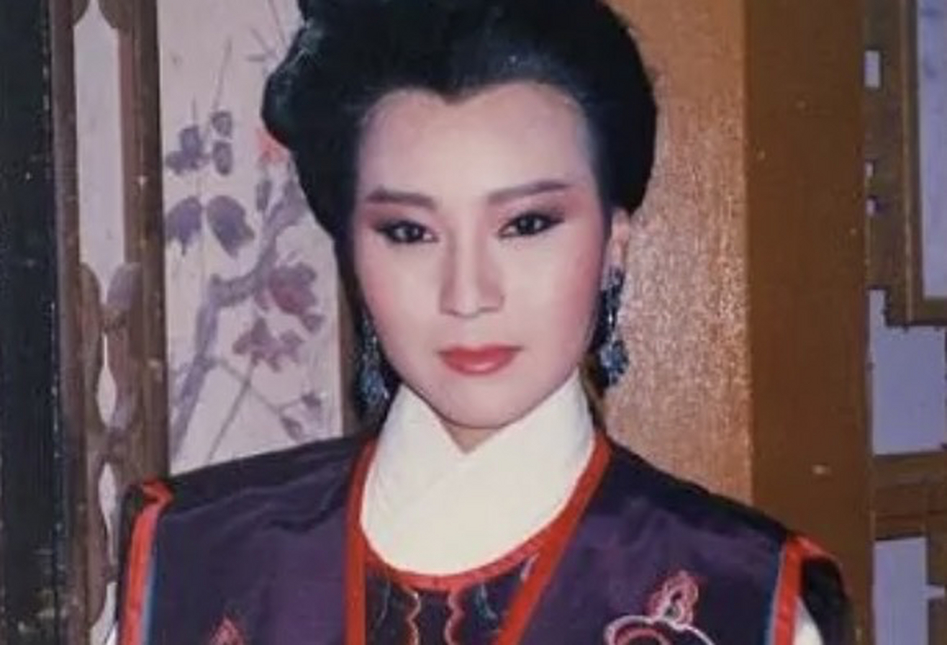 魏秋桦,中年黄蓉经典诠释者,曾因多部爆款剧走红.