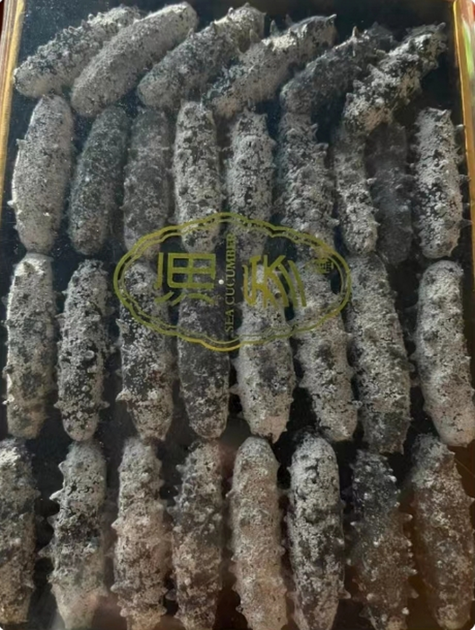 客户送的海参,放着忘记了,这样的是不是发霉了,还能不能吃呀