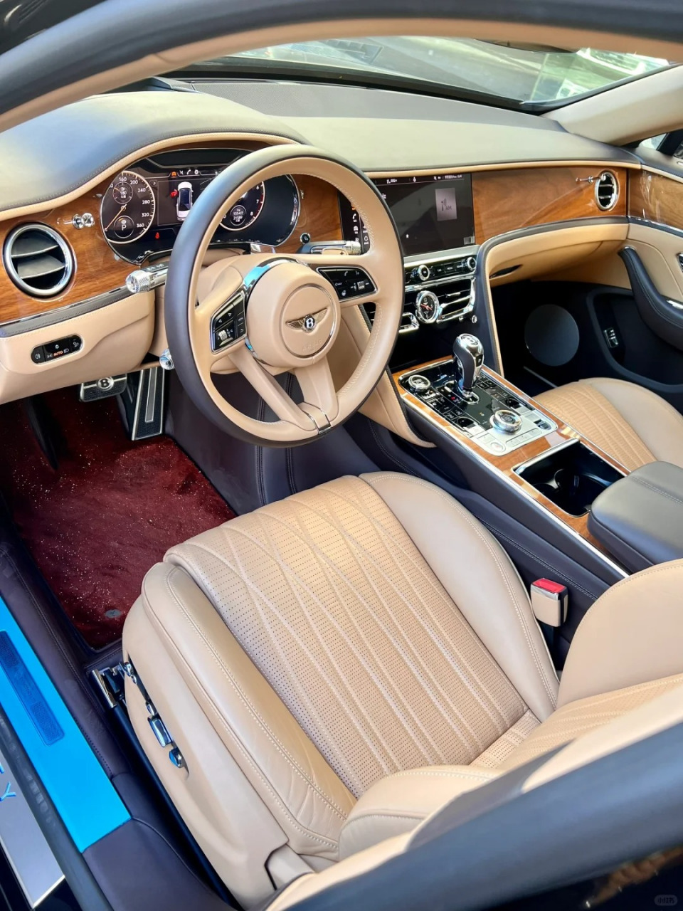 无与伦比的奢华感受,迈巴赫s68097 95哇塞,迈巴赫s680,这可不是闹