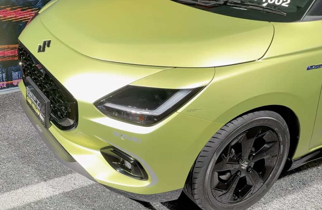 铃木"雨燕"特别版:专属拉花惊艳亮相