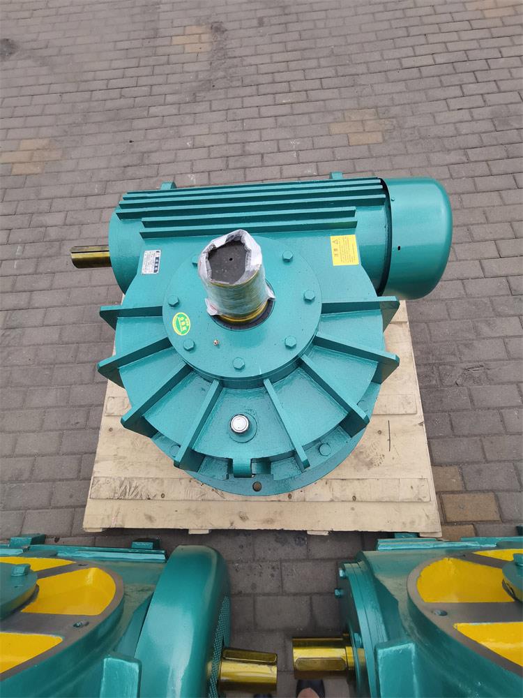 圆弧圆柱双级蜗杆减速机的工作原理