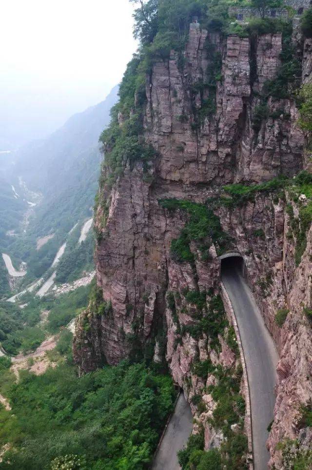 游南太行王莽岭,看挂壁公路