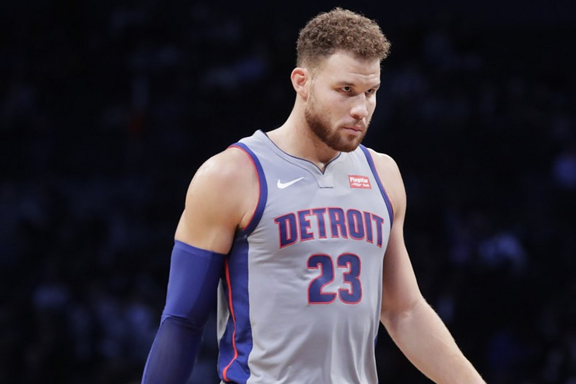 格里芬作为2009年的选秀状元,在快船队出道即巅峰,被交易至活塞后表现