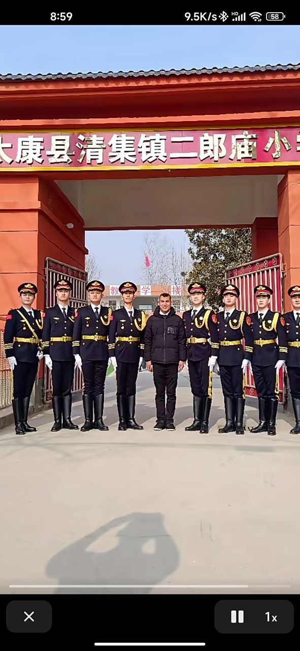 大家可知道有个网红校长?二郎庙小学?