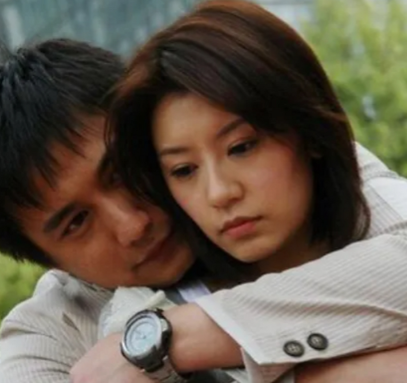 很想念你喔?"黄磊回了一句:"你有病?