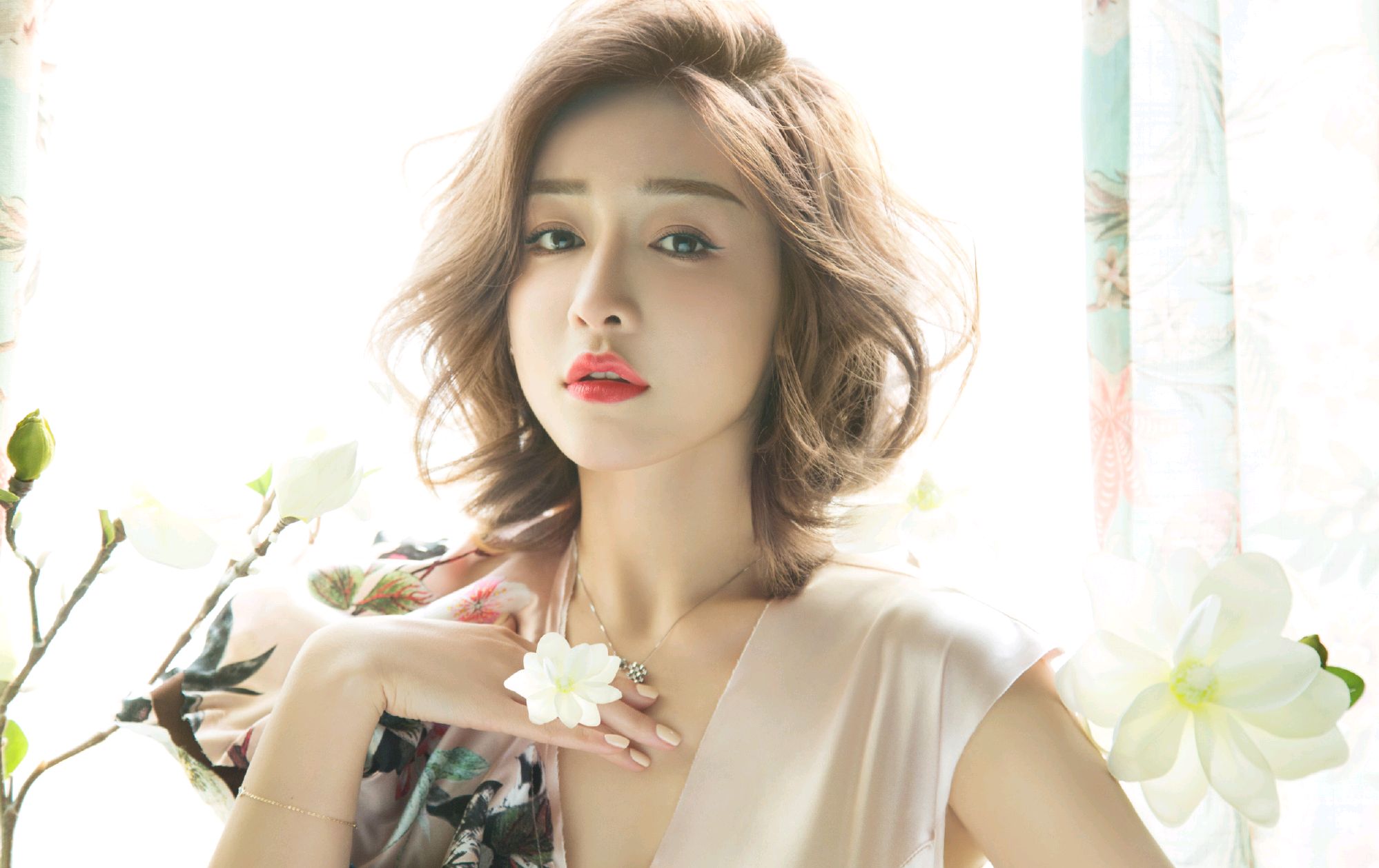 她是最干净的女演员,出道19年零绯闻,嫁著名童星,被称古装女神