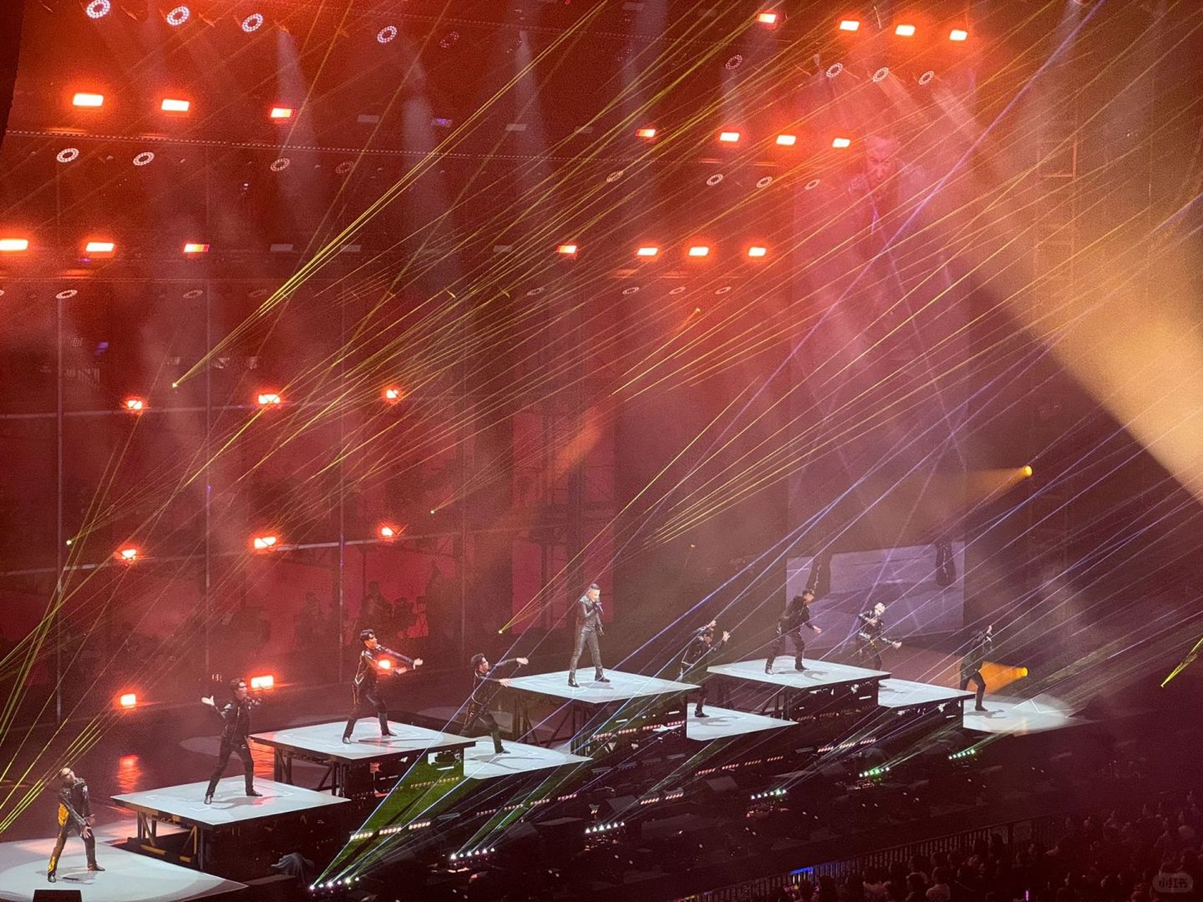 置身香港红磡体育馆,张学友的演唱会是否如传说中那般精彩绝伦?