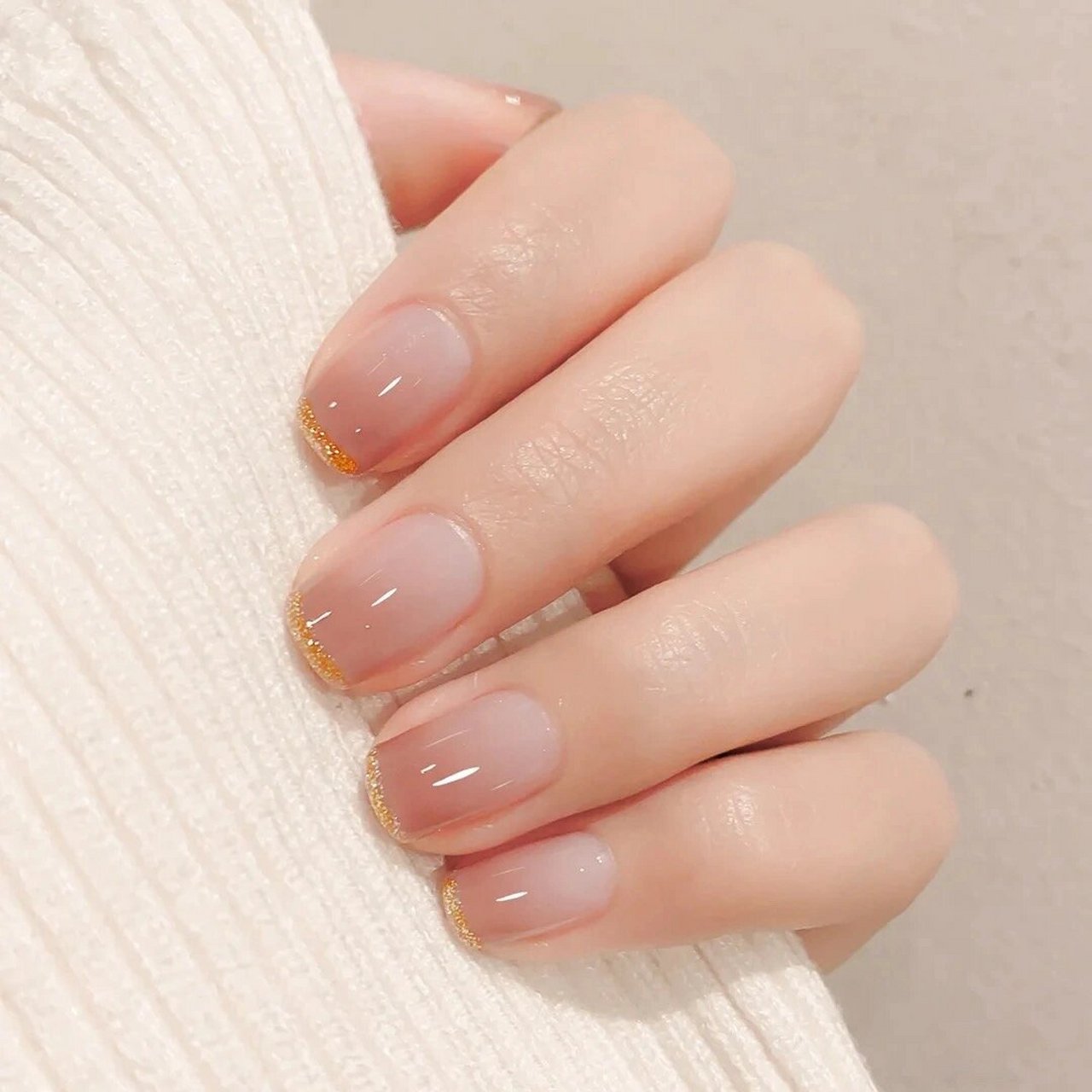 疯狂心动的美甲  最近疯狂心动的美甲款式,每一个都让人眼前一亮,美得