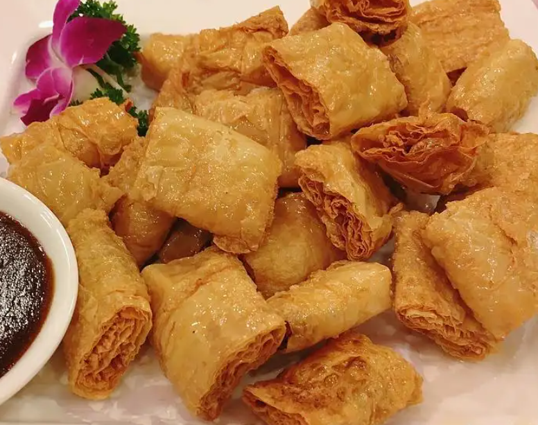 制作一道传统名菜:美味的干炸响铃!金黄酥脆,鲜美诱人!