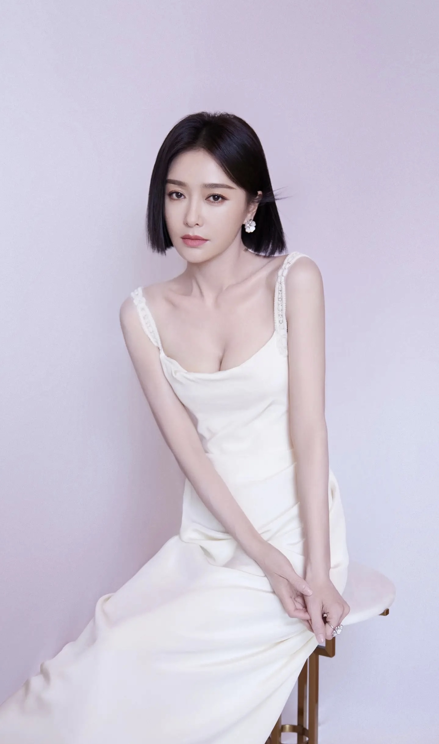 喜欢纯欲风来看看秦岚高清手机壁纸