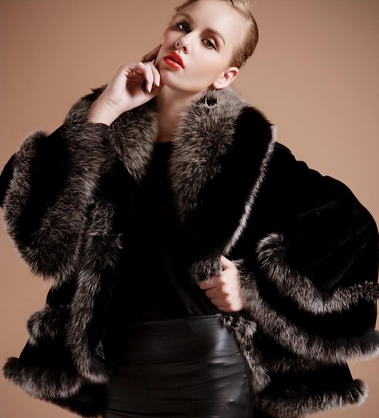 红极一时的皮草为何跌下神坛看完4个缺点恍然大悟