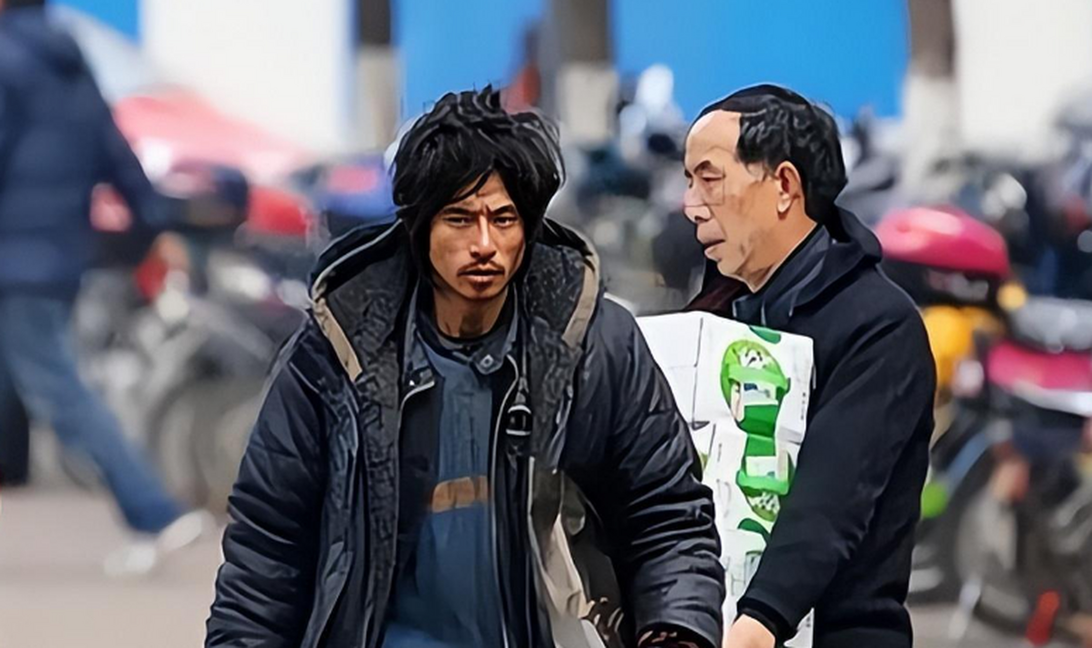 犀利哥程国荣曾因独特的流浪气质走红网络,成为网红.