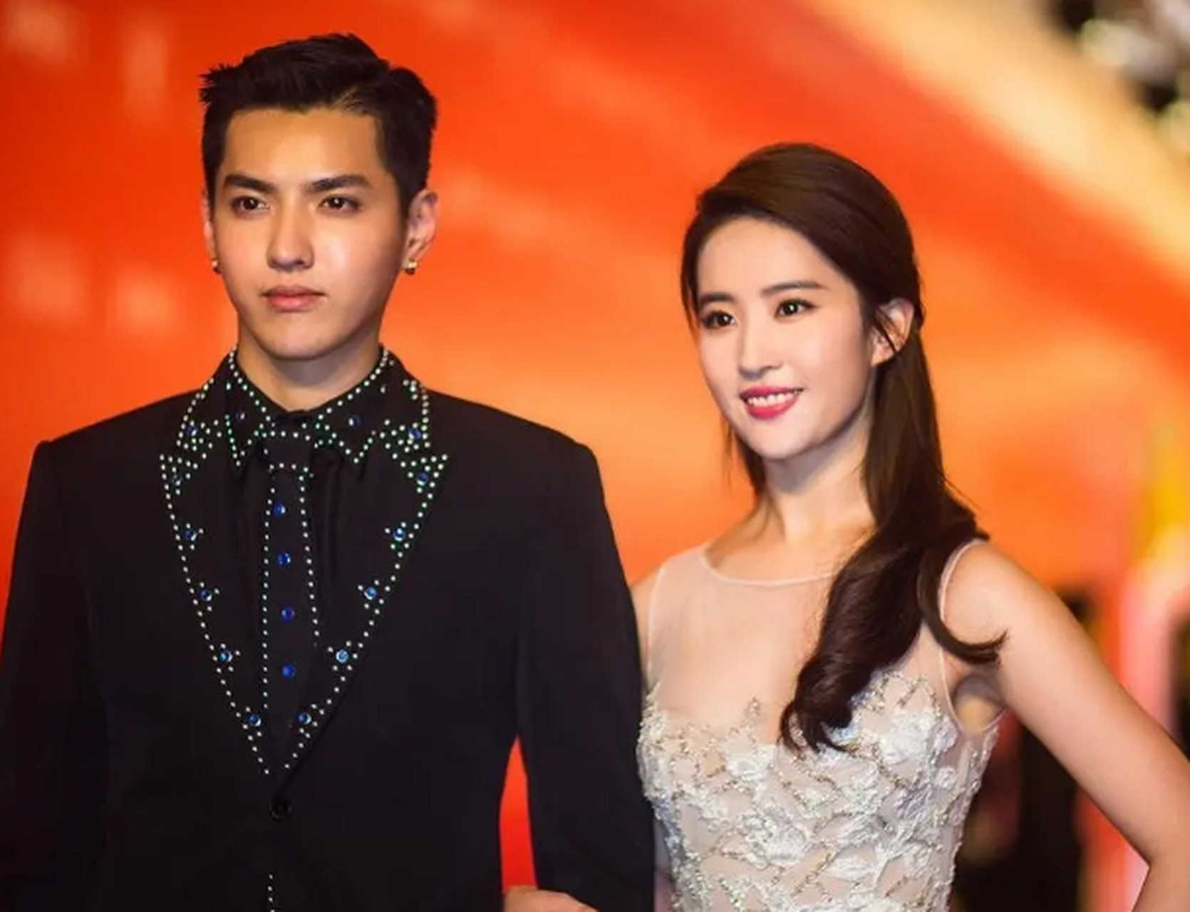 在一次节目上,刘亦菲曾经说过:"女演员都不是很愿意和吴亦凡拍吻戏.