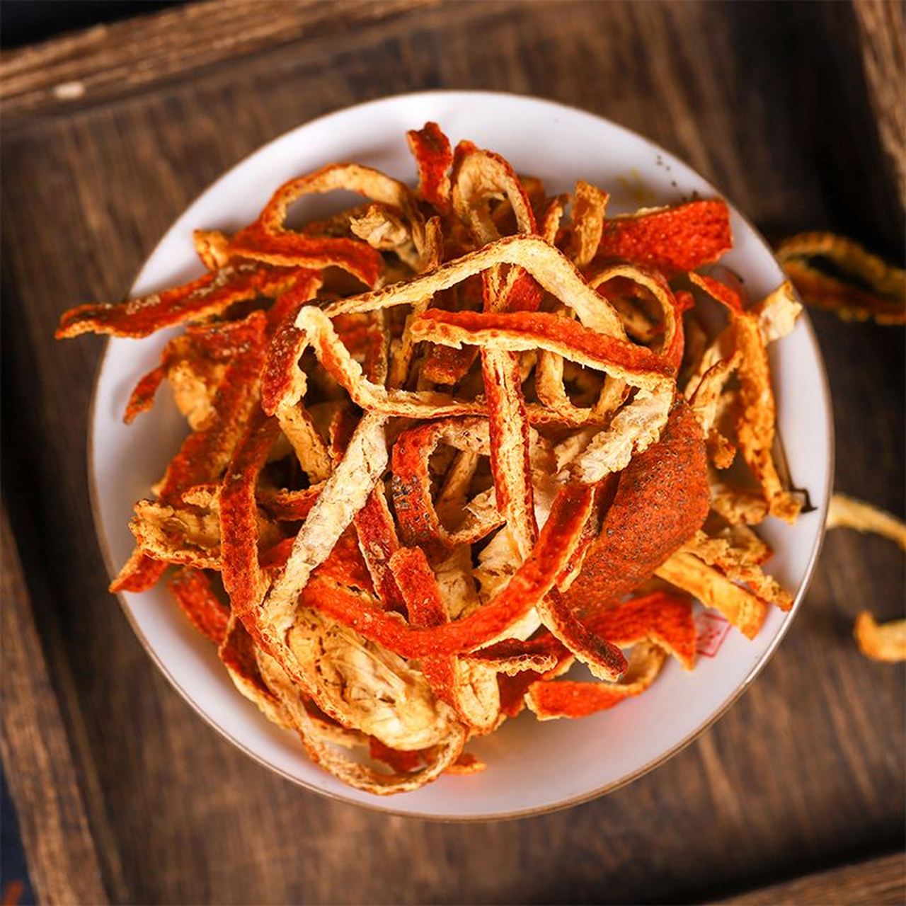 中药陈皮的作用有哪些  理气健脾:陈皮能够缓解脾胃气机不通畅的症状