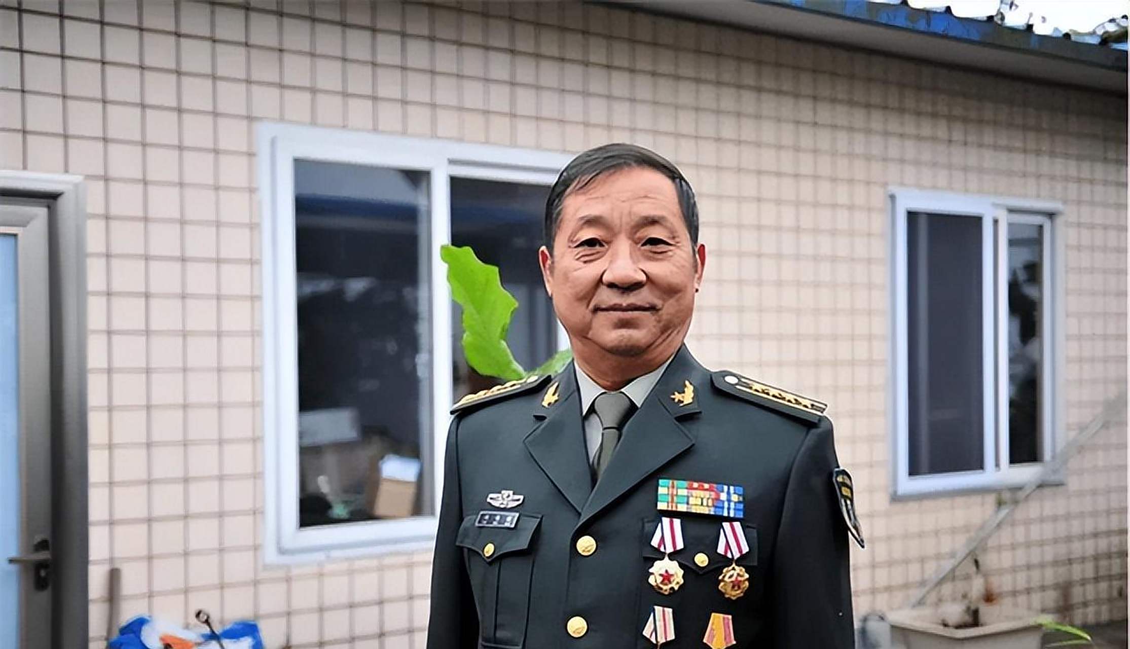 1978年,已经是26岁"大龄青年"的刘保健从军队回家探亲,刘保健1972年