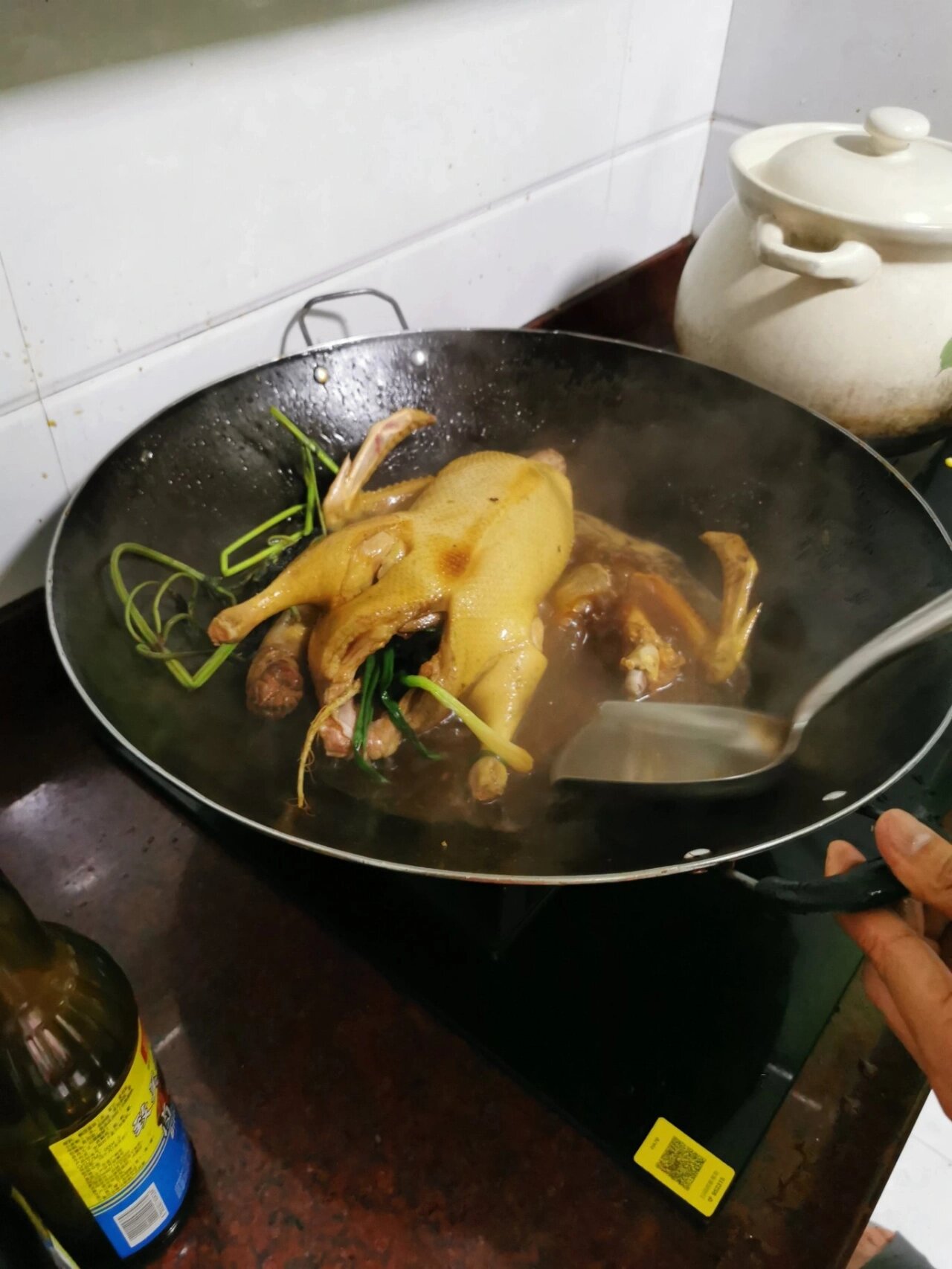 身为罗定人怎能不知道窝鸭这道地道美食?