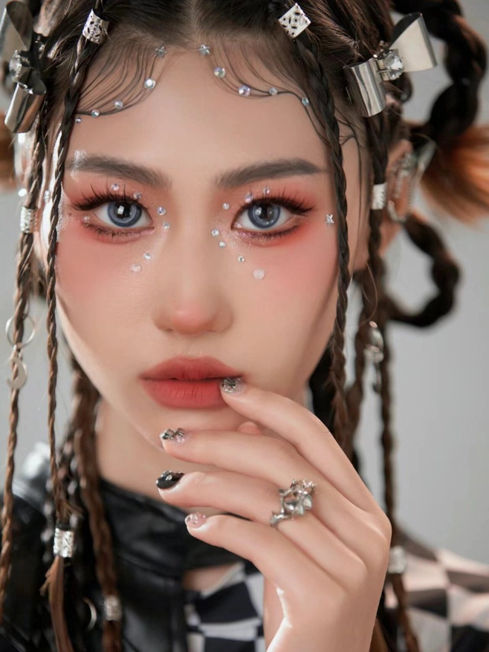 超a甜酷风拽姐辣妹妆造  超a的甜酷风拽姐辣妹妆造,充满个性张扬与