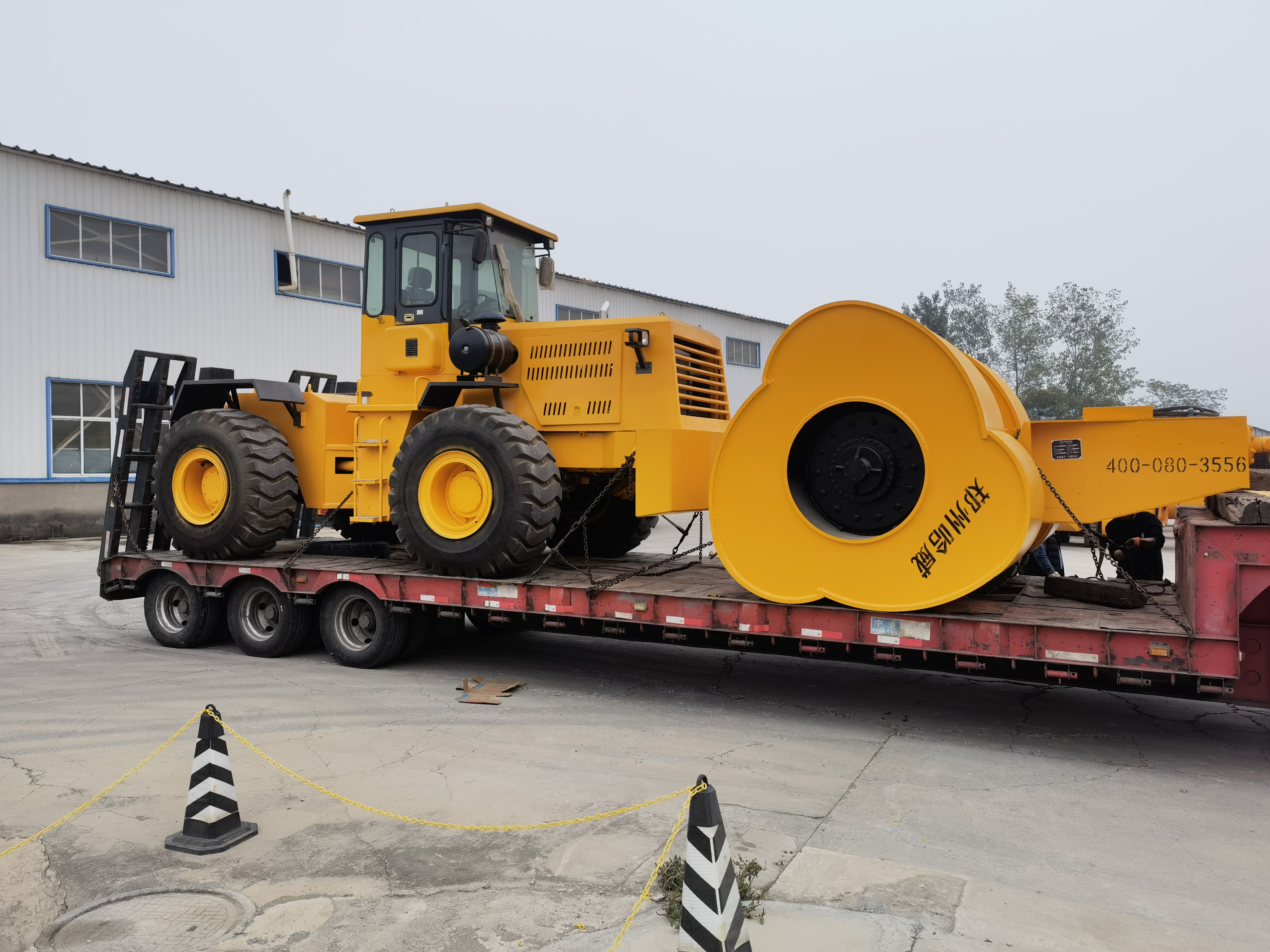 工程机械领域的压实设备:梅花碾压路机!