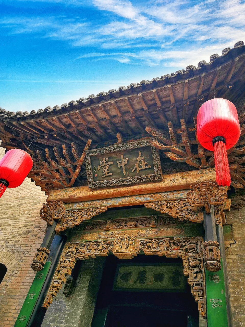 乔家大院,又名在中堂,位于山西省祁县乔家堡村.