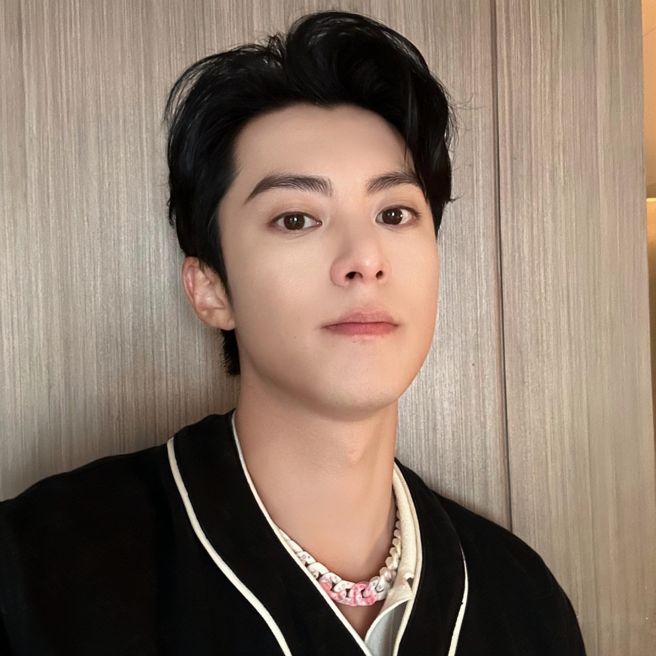 王鹤棣头像 经典剪刀手 #最靓头像壁纸征集赛