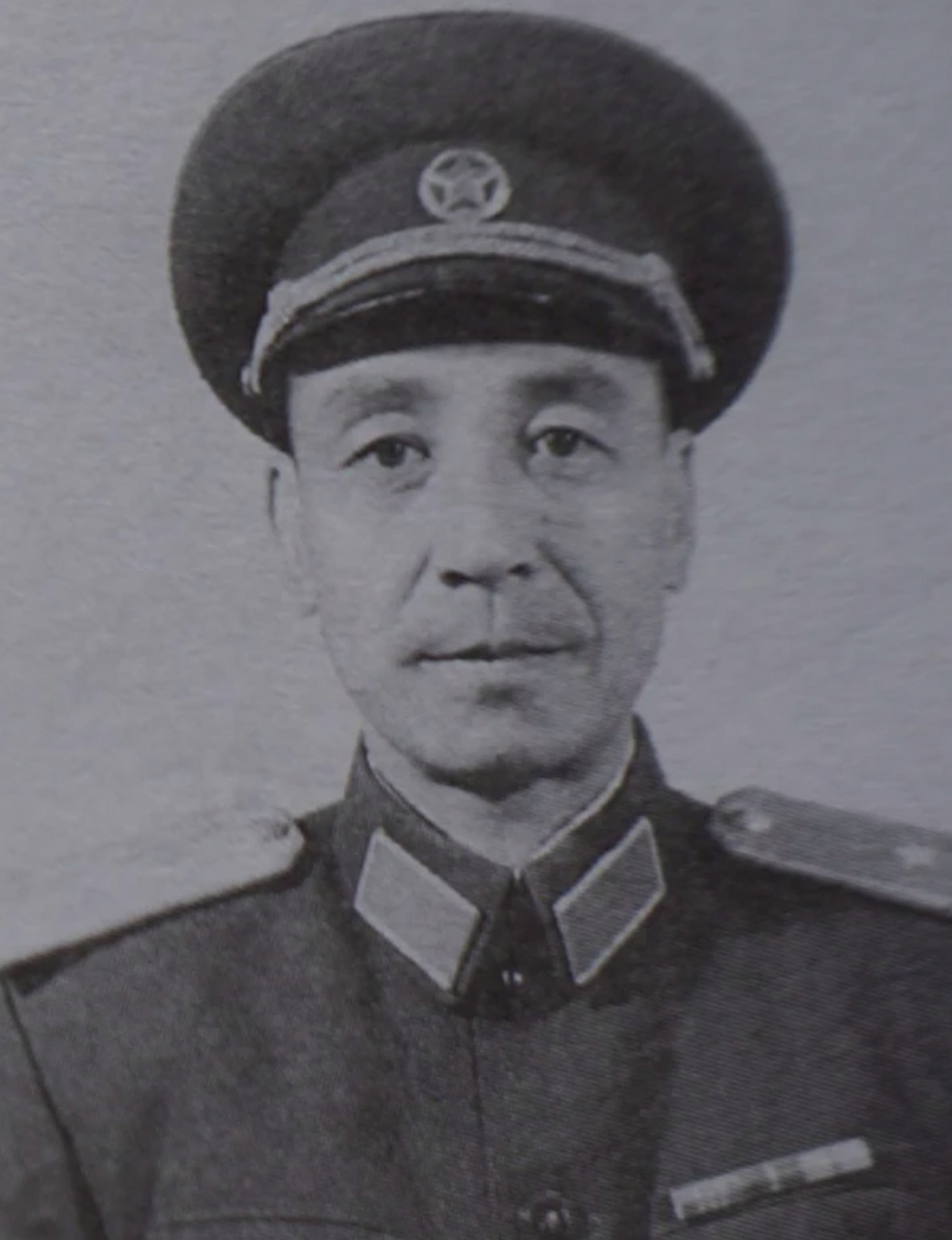 军区首长们在九一三事件后命运发生巨变,其中韩先楚,龙书金,李雪峰