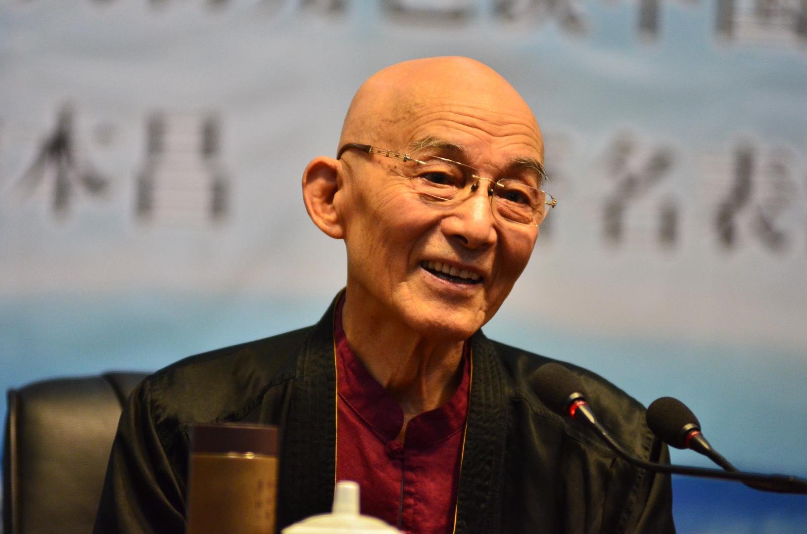 马伊琍落泪!这一次,90岁游本昌的公开喊话,打了多少资本的脸?