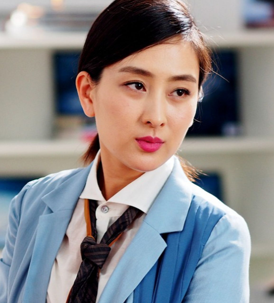2004年,孔令辉对女友马苏说:"请你滚出我家.