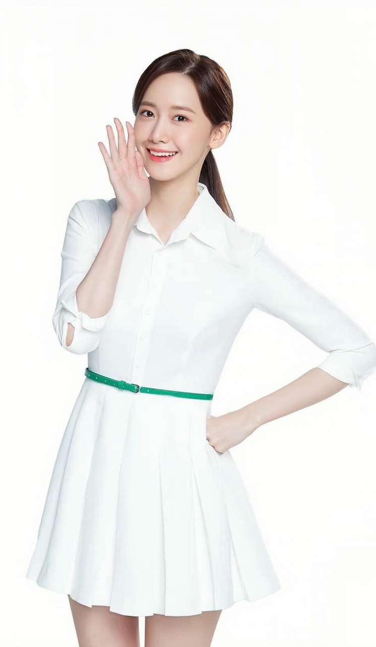 分享一波国民传奇女团的国民center 林允儿高清手机壁纸  允儿身上