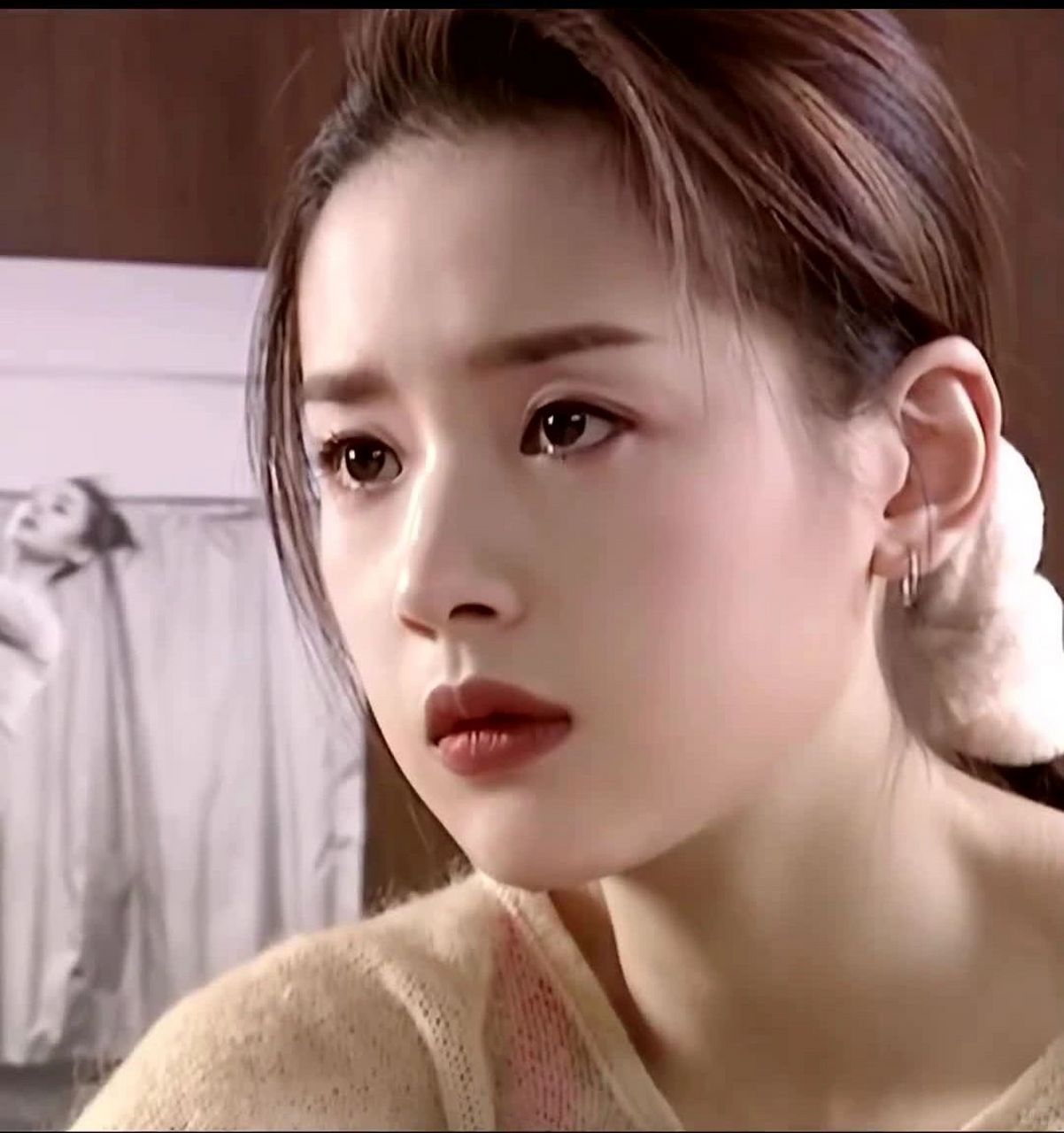 白领公寓 里的任飞儿:董洁,你当年美得像仙女下凡,不带走一片云彩!