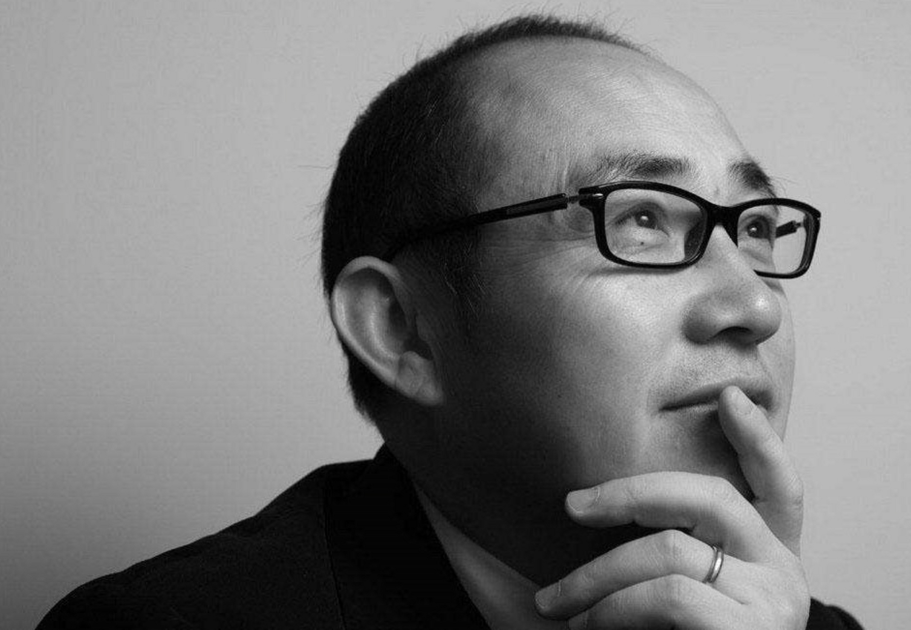 那一年,潘石屹向哈佛捐赠了1亿元,曹德旺听后说:"他们夫妻俩真是精明.