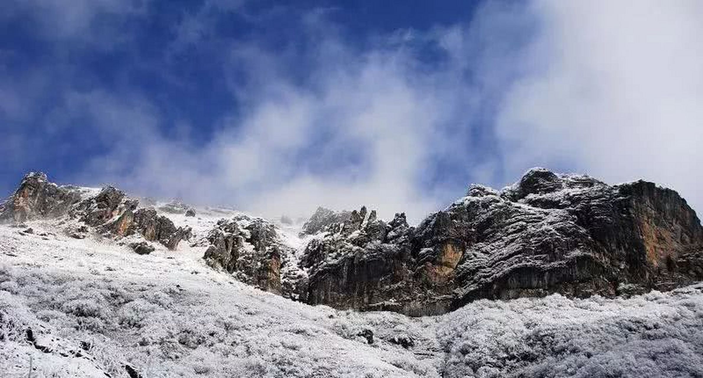 1月创作激励计划# 轿顶山景区,坐落于河南省新乡市辉县沙窑乡小井村