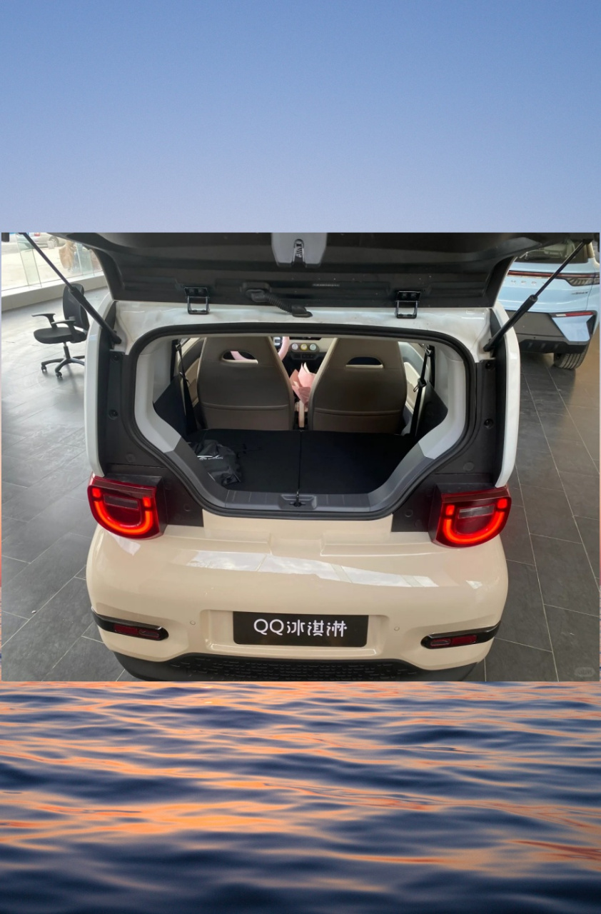 [奇瑞qq冰淇淋]  奇瑞qq冰淇淋,这款小车简直是为年轻人量身定制的!