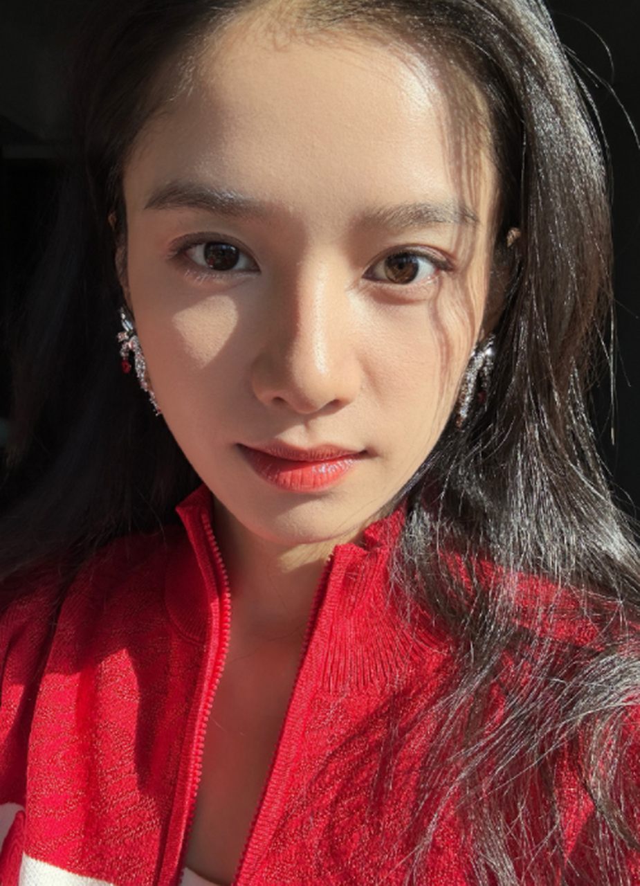 鞠婧祎,卢昱晓,张婧仪,周洁琼的腊八照,相当nice!