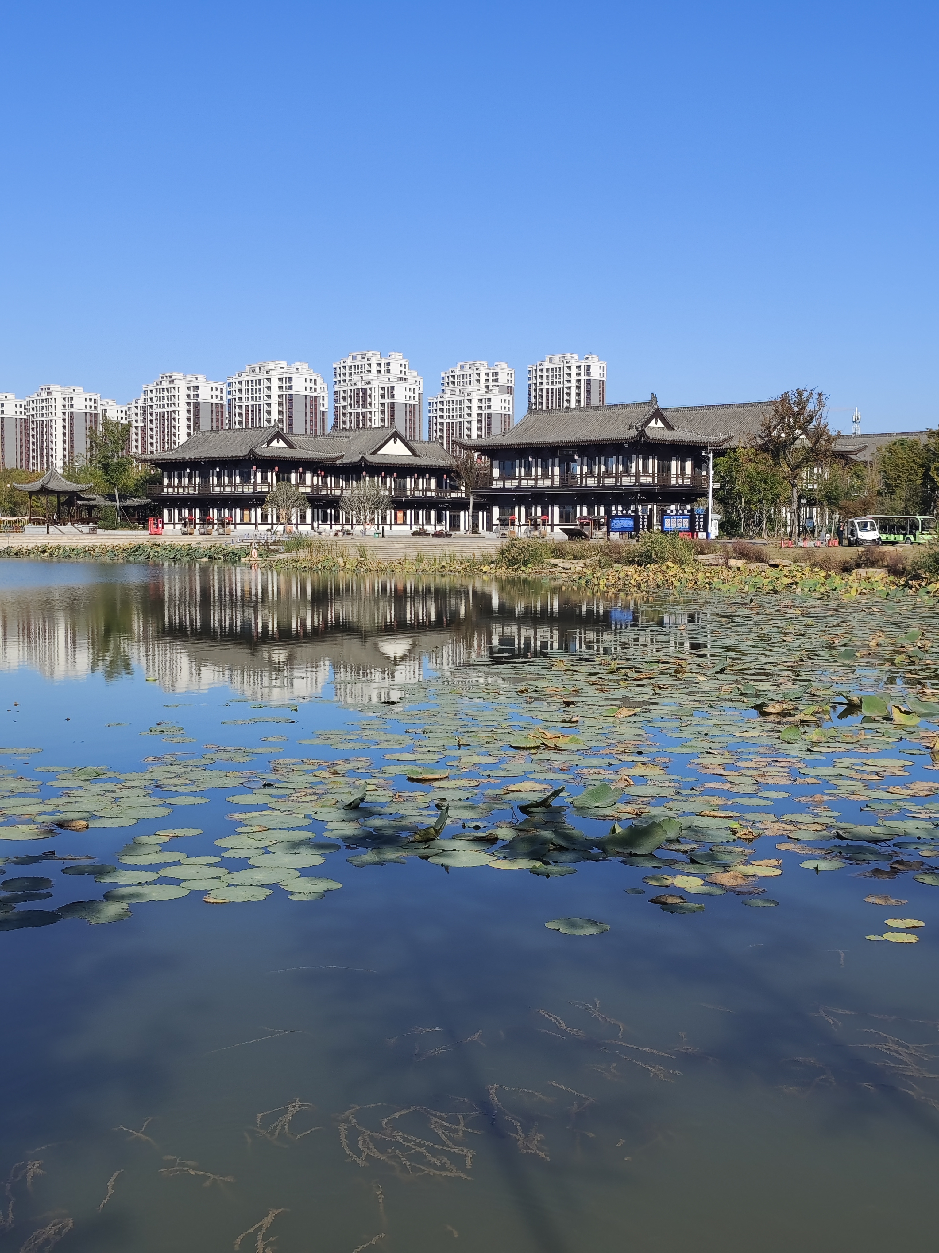 乾隆湖风景区图片