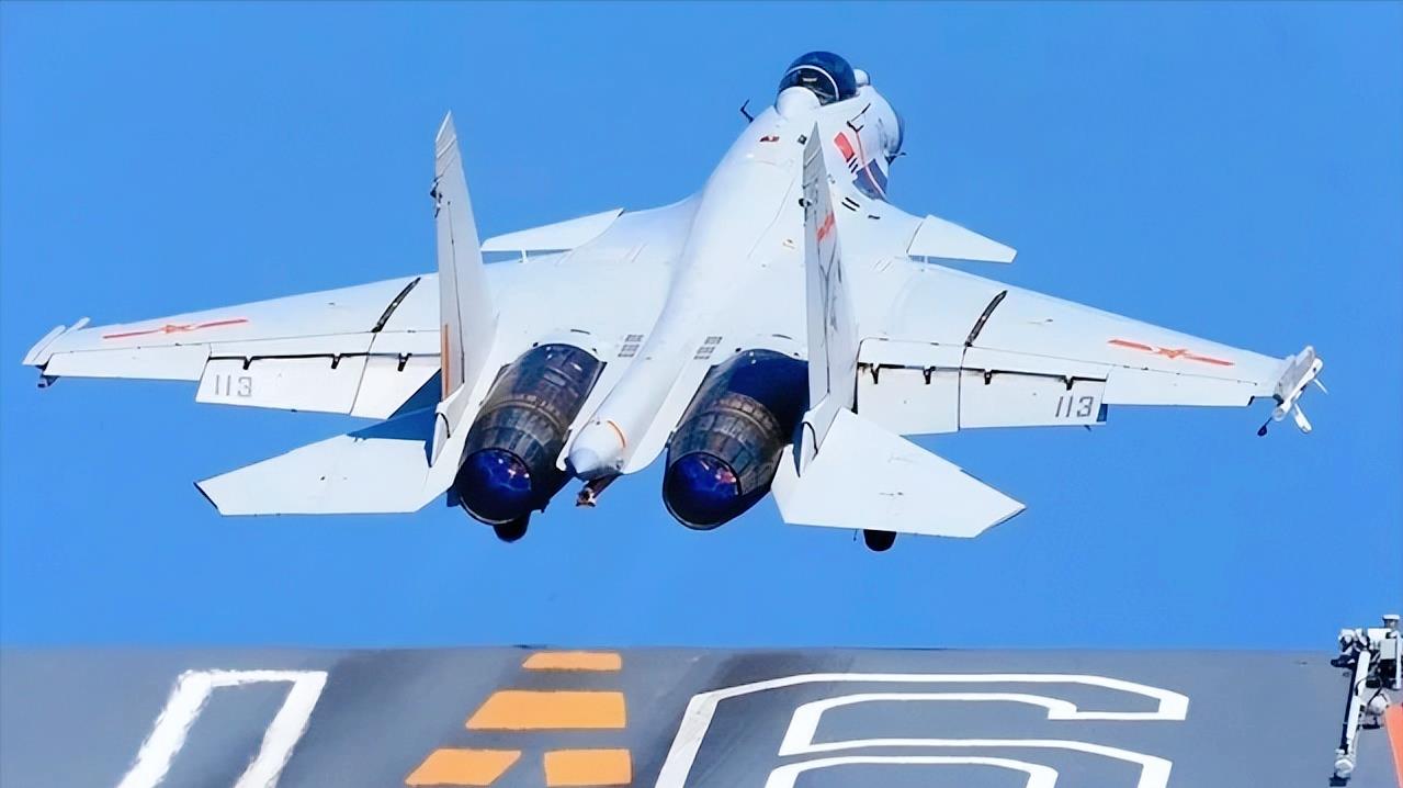 中国新一代舰载机研发:技术飞跃!