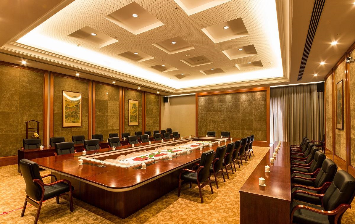 「引领智控」中控与高端会议室管理:提升商务会议效率的利器