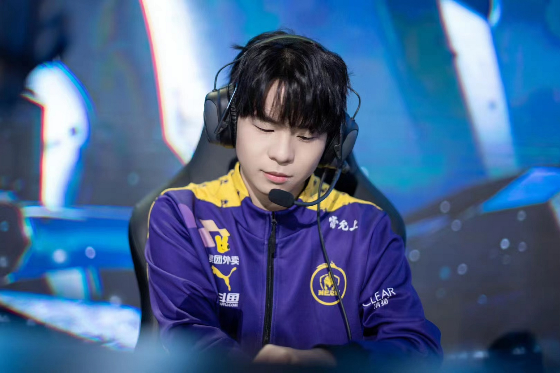 kpl转会期中,hero战队变动大,涉及明星选手无畏,久酷和小义等.