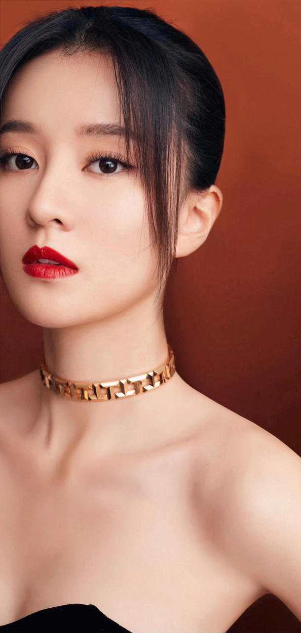 女人味十足的乔欣 高清手机壁纸来喽  从欢乐颂开始,喜欢带眼镜她,有