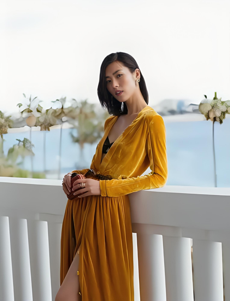 "时尚,是一道流动的风景线,而刘雯,就是那最耀眼的星辰.