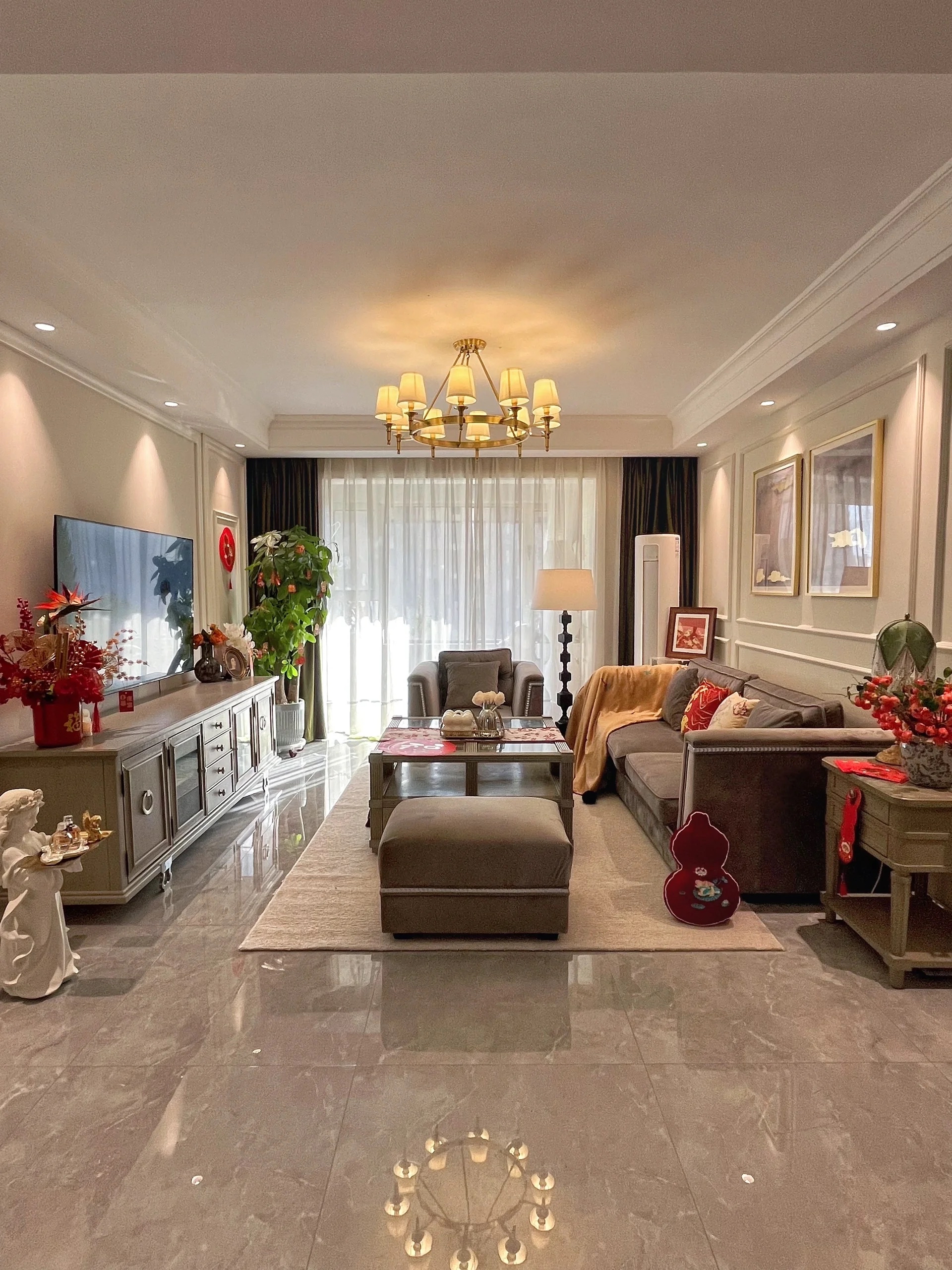 面积:建面126平,套内98平 花费:硬装7w,软装10w 风格:简约美式风 	 不