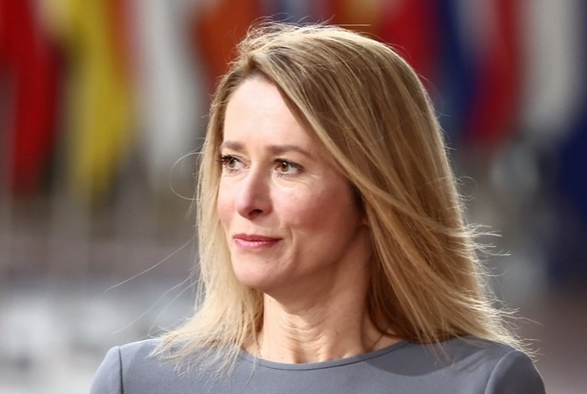 爱沙尼亚总理卡娅·卡拉斯呼吁所有支持乌克兰的西方国家,每年将其gdp