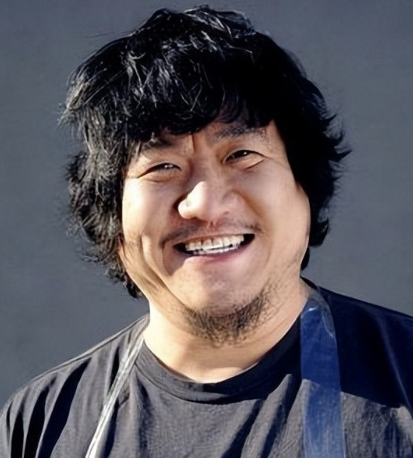 暗恋梅婷,骑电车参加同学聚会,47岁的陈明昊走红并不是意外