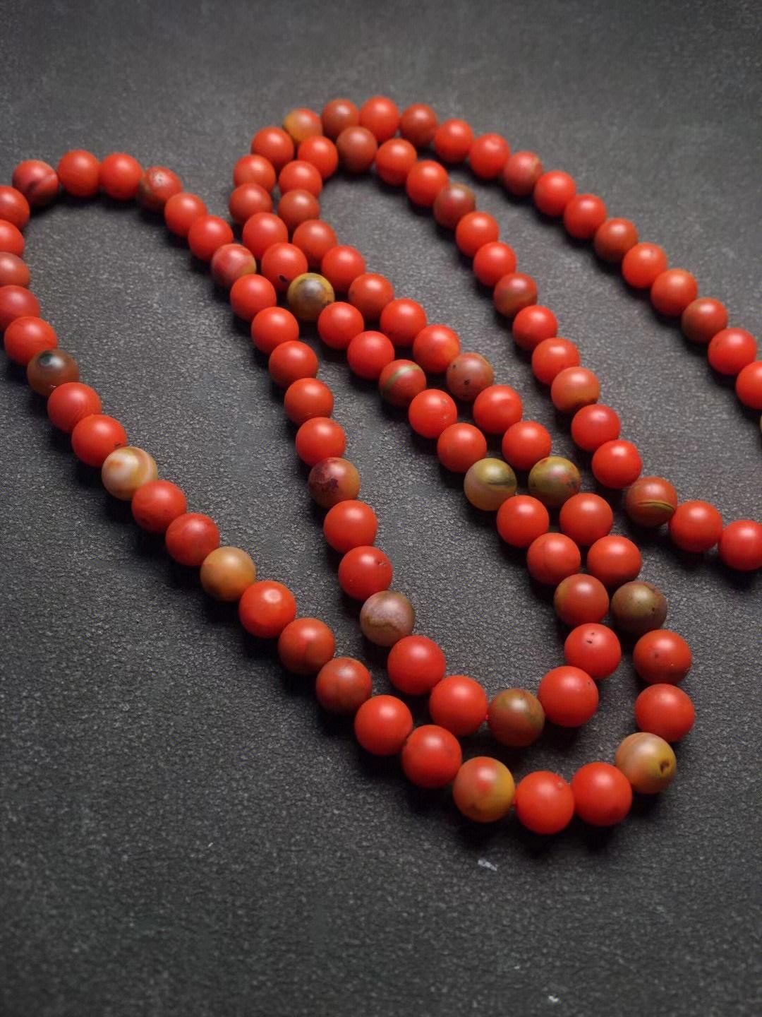 云南昭通包浆南红特点,昭通包浆料主要特点