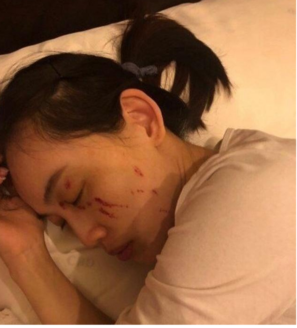 当年,王宝强带马蓉出去玩时,特地包了私人飞机,只为让老婆开心,没想到