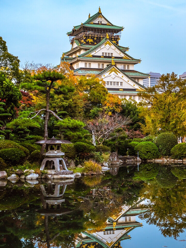大阪城的倒影绝景 | 人少景美,红叶季大阪  在日本关西地区旅行,一定