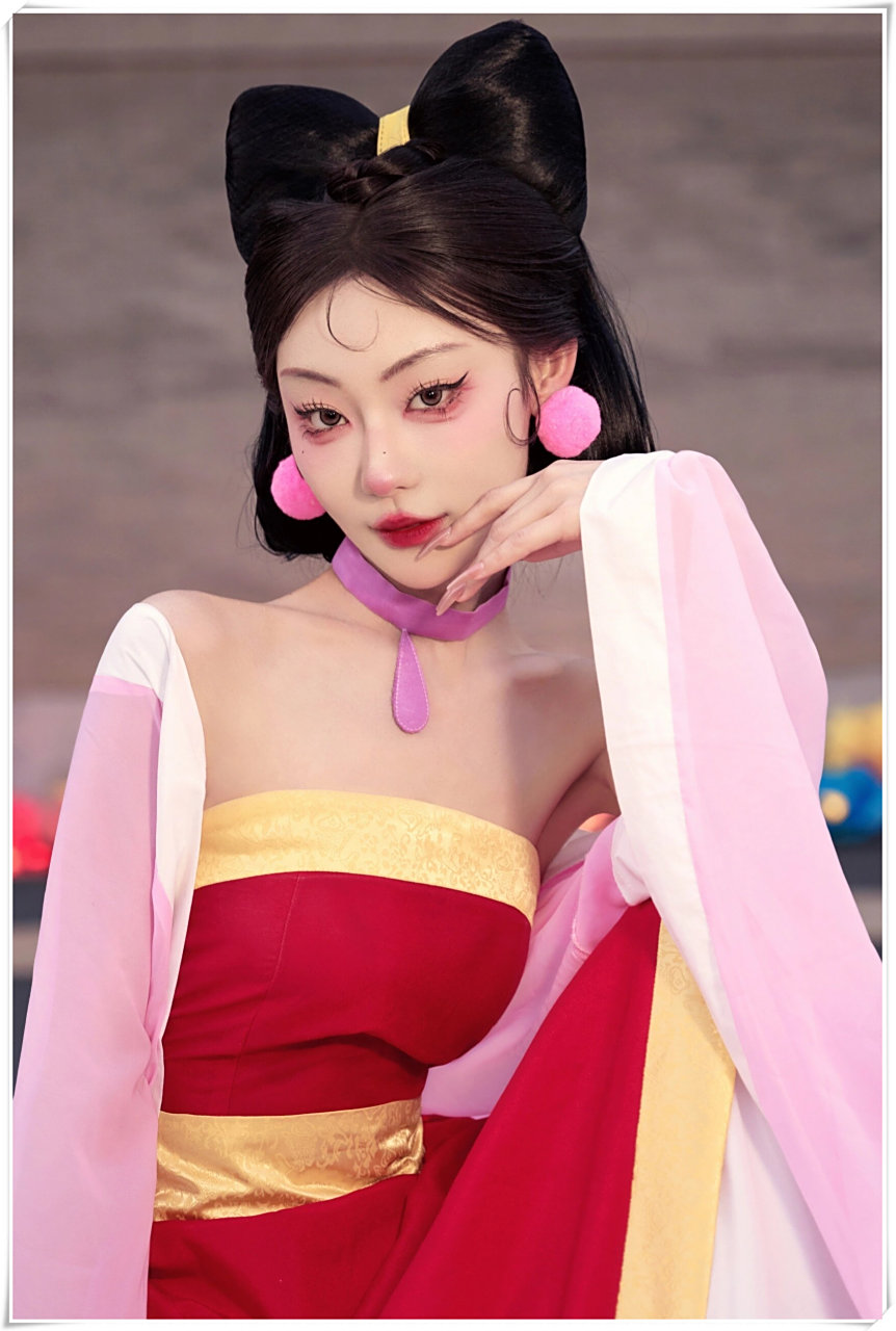 苏妲己的正确打开方式  化妆师用精湛的技艺,给我打造了一款妲己仿妆