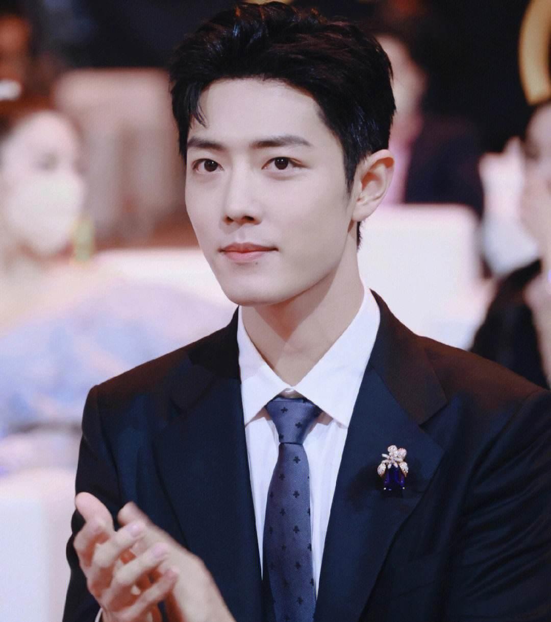 32岁肖战和36岁朱一龙被中影力捧:有刘德华梁朝伟之势?世纪pk!