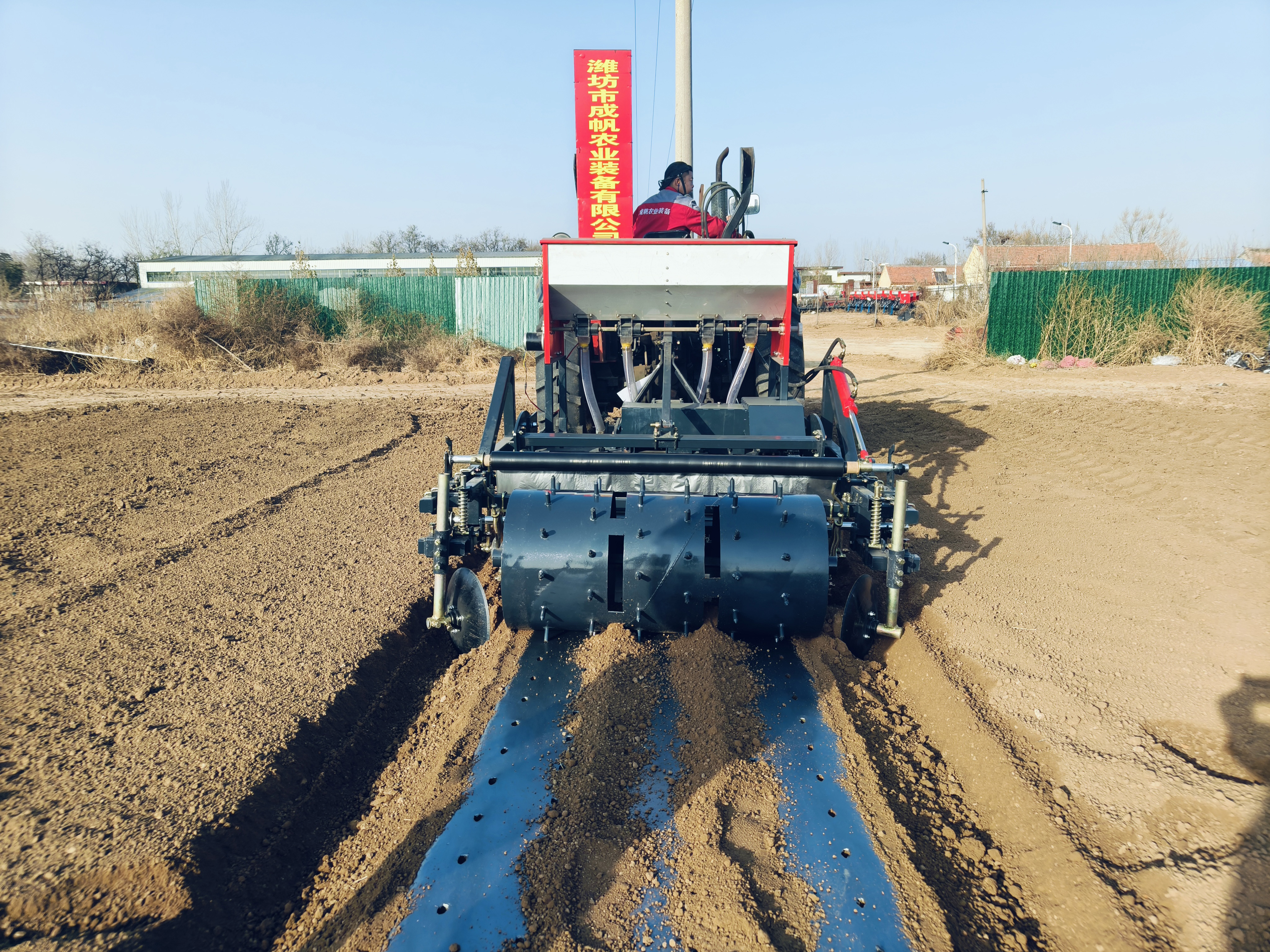 1台洋葱种植助手,20个人工都赶不上它