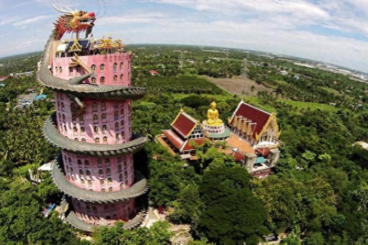 watsampran龙庙,位于泰国北部的心脏地带.